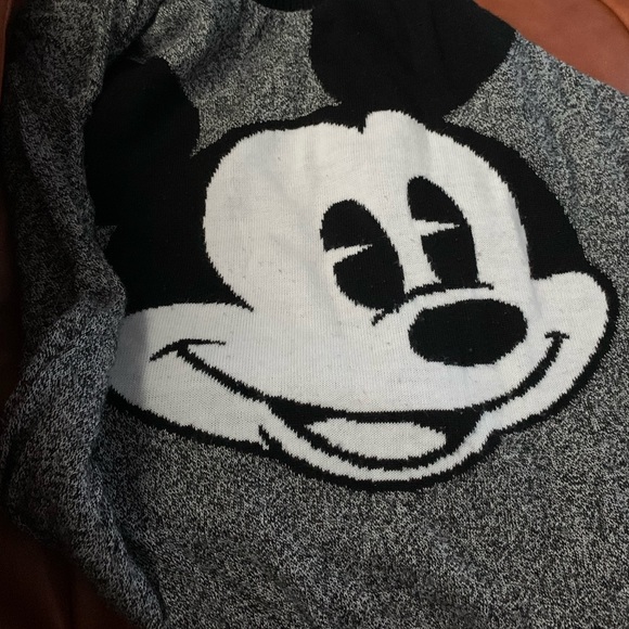 Sold on Ⓜ️ercari- Disney Mickey Mouse sweater - Picture 5 of 5